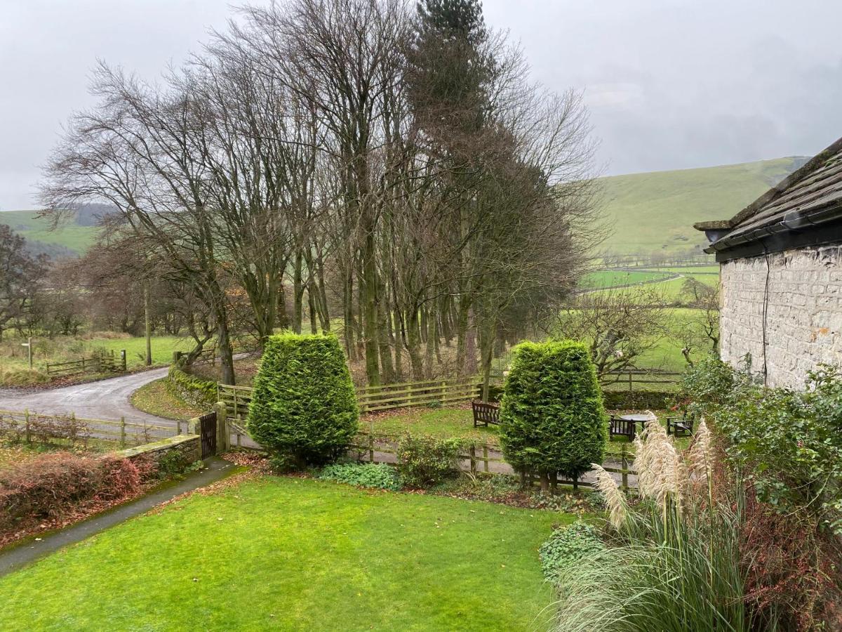 Dunscar Farm Bed & Breakfast Castleton  Exterior photo